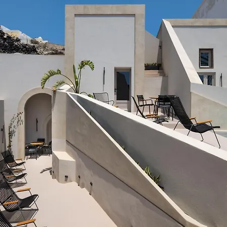 Calissa By Ananda Pýrgos